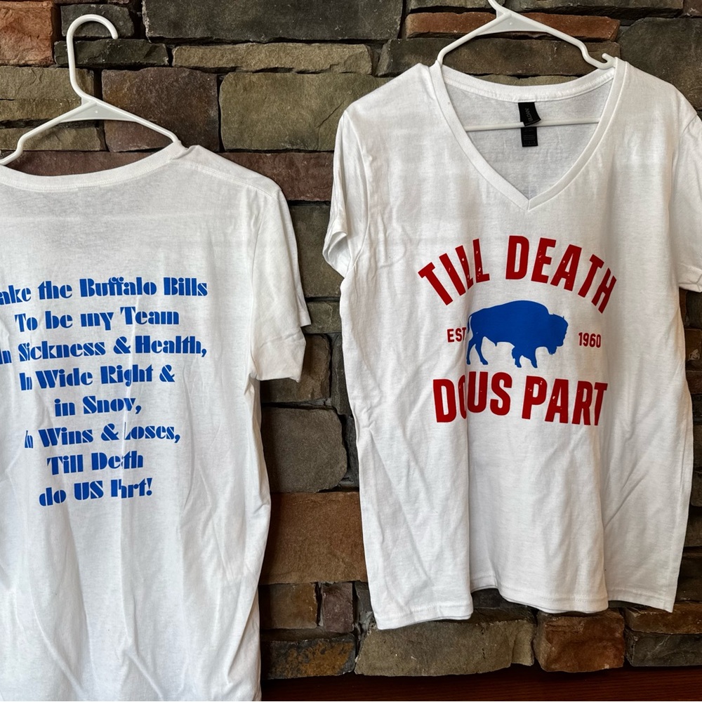 White fun Buffalo Bills Women’s T-Shirt, new size Large